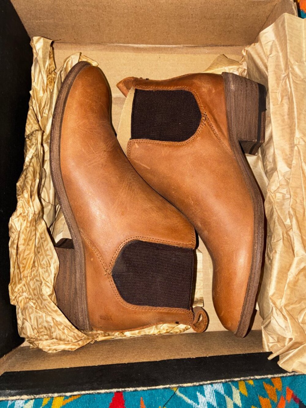 Frye Carson Ankle Bootie Cognac - Picture 7 of 8